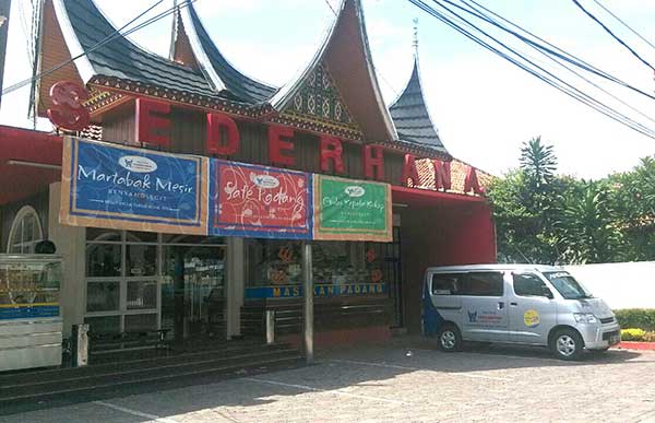 Restoran Sederhana Masakan Padang Jatinegara