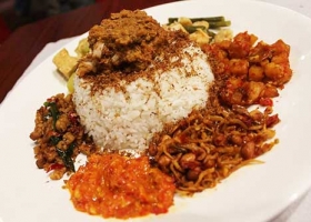 Nasi-Campur-Medan